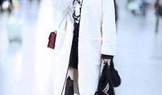 林允爆料机场视频播放,揭秘明星日常出行瞬间